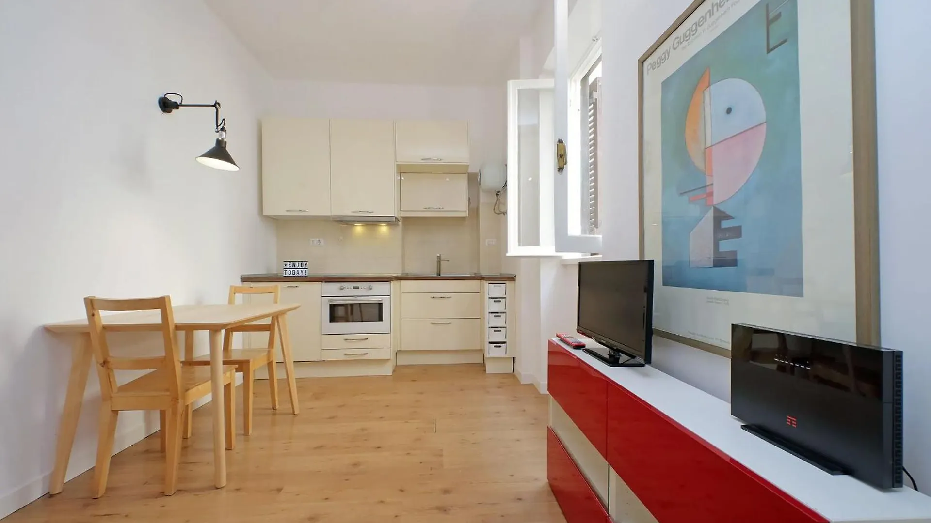 Caprareccia In Monti By Halldis Rome